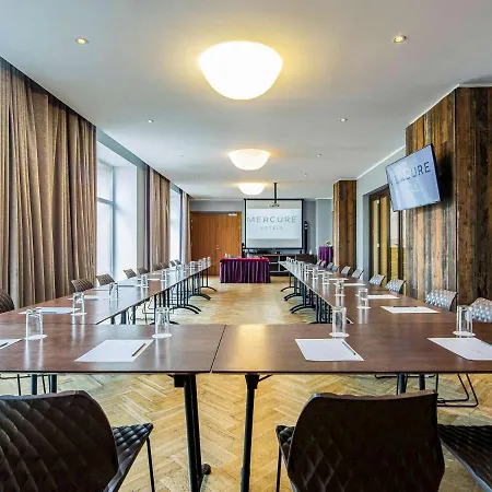 Mercure Centre Hotel 4*